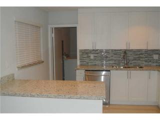10430 42nd St, Miami, FL 33165-4934