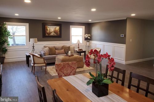 97 Holbrook Ln, Willingboro NJ  08046-1847 exterior