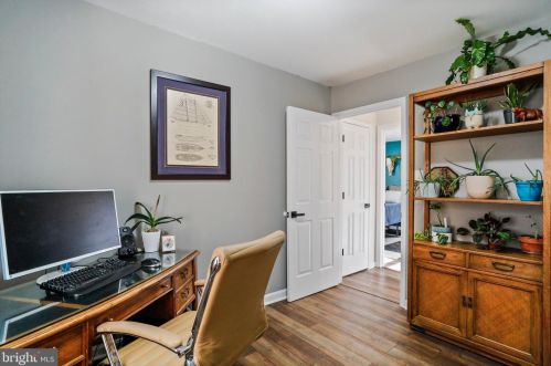 185 Baptist Ln, Linden VA  22642-5660 exterior