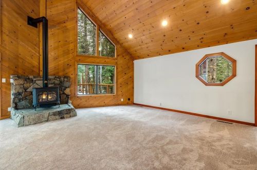 14913 Swiss Ln, Truckee, CA 96161-7134