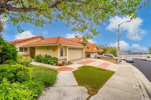 28018 Wildwind Rd, Santa Clarita, CA 91351-1269