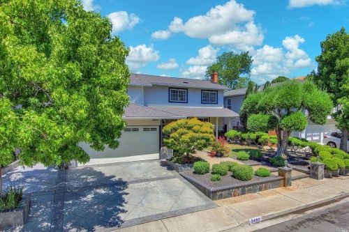 3483 Torino Ct, Concord, CA 94518-2235