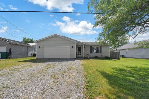 10905 6th St, Clarksburg, OH 43115-9700