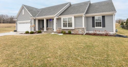 3205 Howell Ct, Waukesha, WI 53188-8006