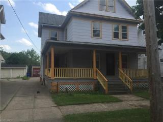10325 Bernard Ave, Cleveland, OH 44111-2804