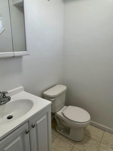 11 Silo Ln, Middletown NY  10940-2603 exterior