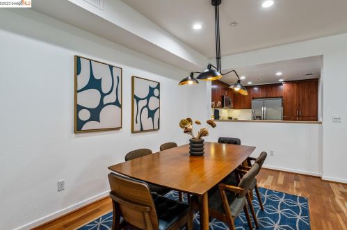 2923 Glascock St, Oakland, CA 94601-2838