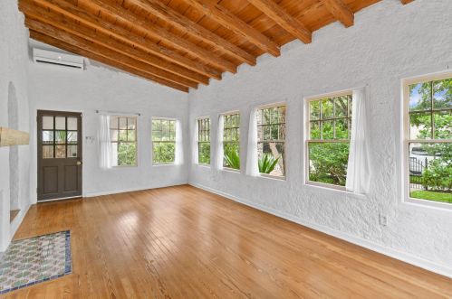 529 34 St, West Palm Beach FL  33404-3002 exterior