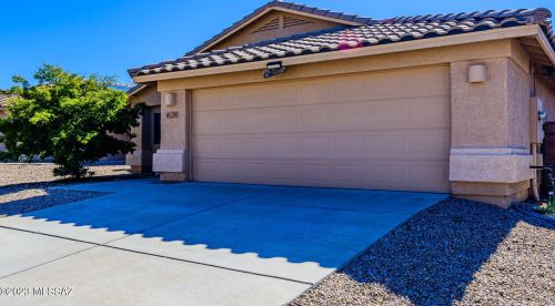 7290 Laughing Tree Ln, Tucson, AZ 85756-6111