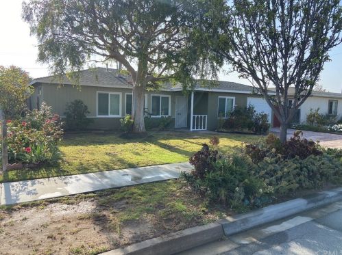 18422 Ermanita Ave, Torrance, CA 90504-4906