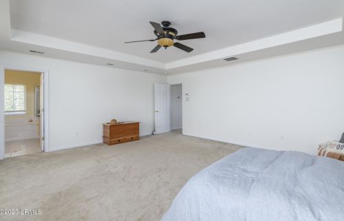 8 Waccamaw Way, Beaufort SC  29906-6002 exterior