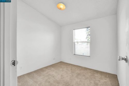 16150 Ashland Ave, San Lorenzo CA  94580-1116 exterior