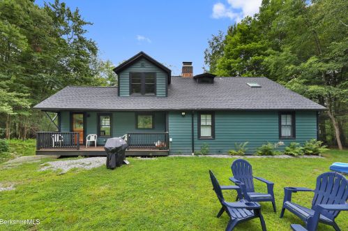 49 Laurel Way, Norfolk CT  06058-1178 exterior