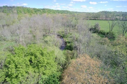 205 Sarepta Rd, Belvidere NJ  07823-2624 exterior