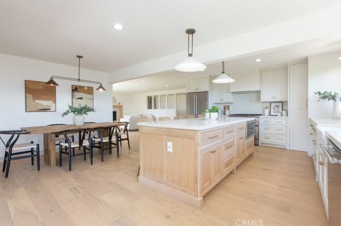 2348 Sunnyside Rdg Rd, Rancho Palos Verdes CA  90275-5216 exterior