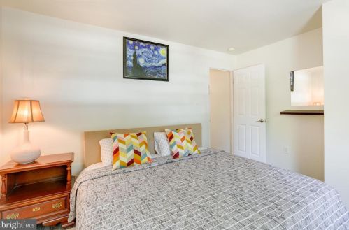 14 Race St, Trenton NJ  08638-4220 exterior