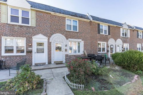 228 Pine St, Manor PA  19036-1006 exterior