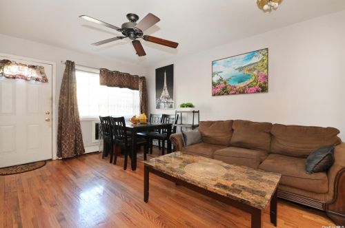 10928 155th St, Jamaica, NY 11433-3147