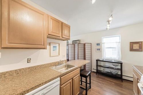 131 Watkins Ave, Middletown NY  10940-4530 exterior