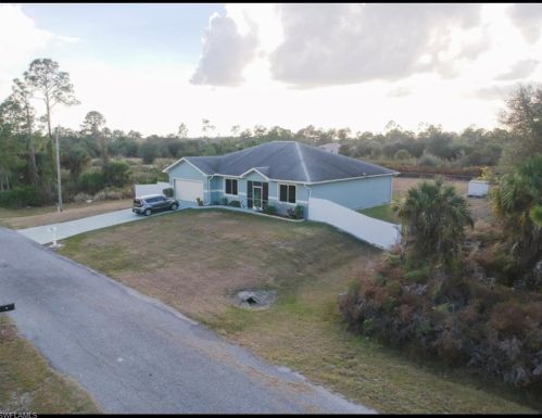 915 Dayton Ave, Lehigh Acres, FL 33972-3306