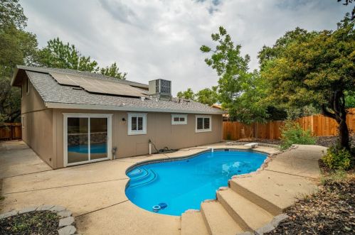 7600 Mcconnel Dr, Citrus Heights CA  95610-2606 exterior