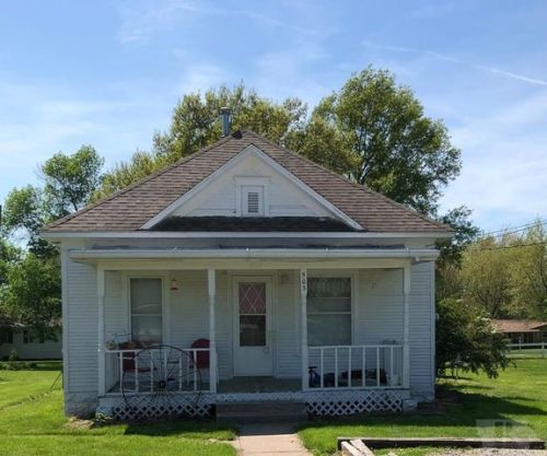 503 10th St, Georgetown, IA 52531-1419
