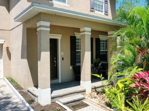 845 Galway Blvd, Apopka, FL 32703-8328