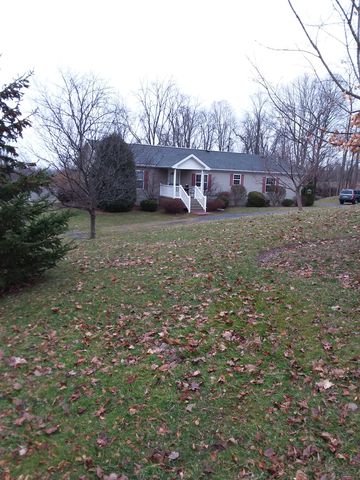 2595 Carter Rd, Geneva, NY 14456-9555