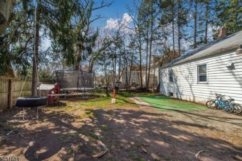 18 Montgomery St, Bloomfield NJ  07003-6006 exterior