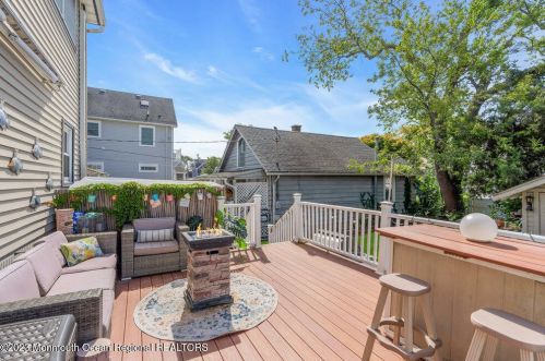 309 Ave, Belmar NJ 07719-2429 exterior