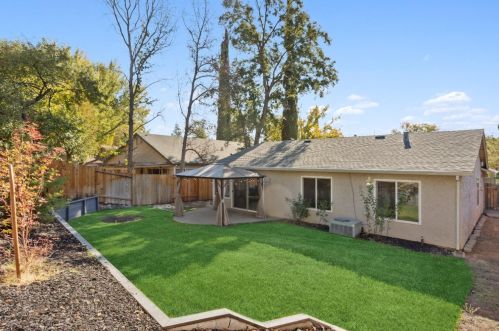 8013 Larwin Dr, Citrus Heights, CA 95610-4650