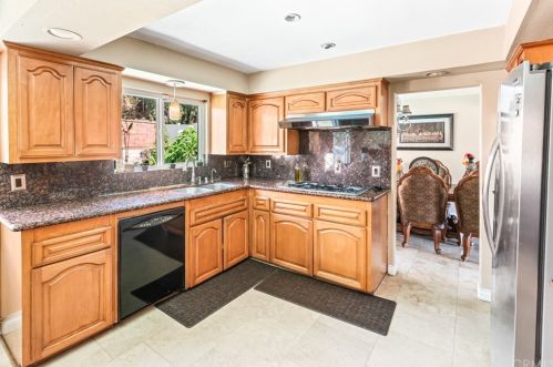 114 Los Amigos Ave, Montebello CA 90640-2668 exterior