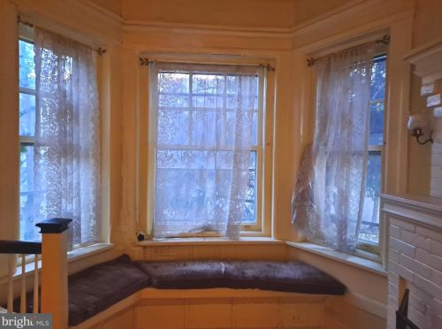 1339 Dekalb St, Norristown PA  19401-3403 exterior