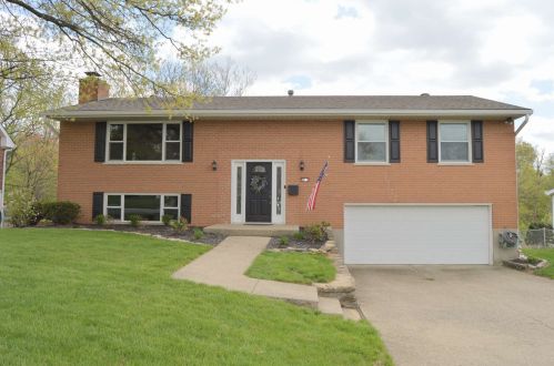 1713 Fort Henry Dr, Covington, KY 41011-1830