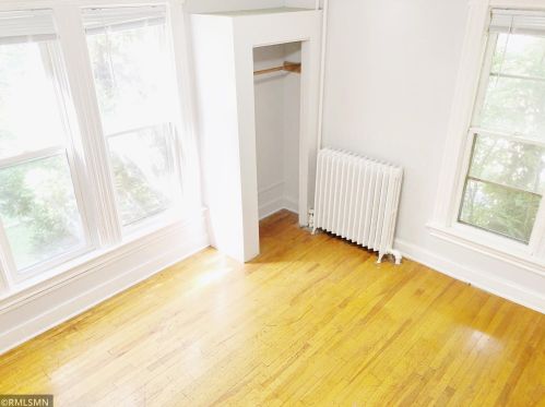 946 Clark St, Saint Paul MN  55130-4032 exterior