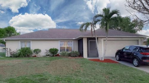 528 27th St, Cape Coral, FL 33904-2827