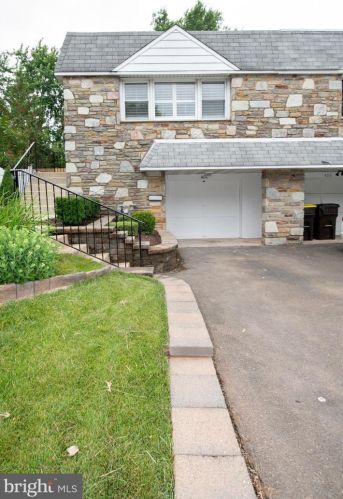 408 Franklin St, Lansdale, PA 19446-3706