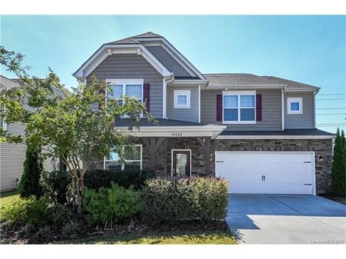14424 Green Birch Dr, Pineville, NC 28134-9041