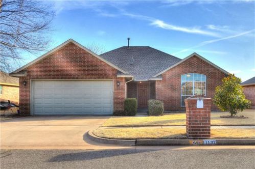 11132 6th St, Yukon, OK 73099-6780