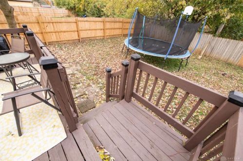 608 Beery Blvd, Englewood OH  45322-3035 exterior