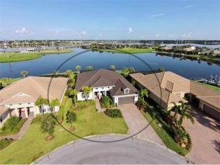 1106 Kestrel Ct, Bradenton, FL 34208-5717