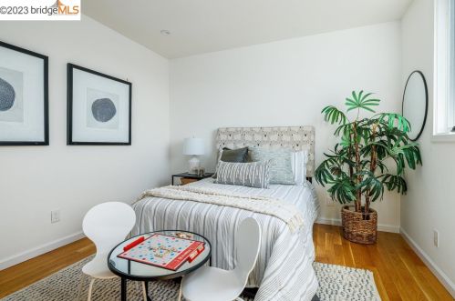 51 Chelton Ln, Oakland CA  94611-2514 exterior