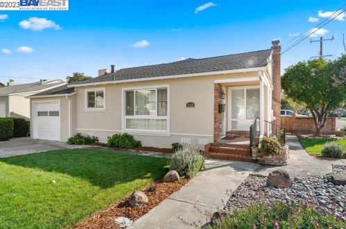 2159 Grove Way, Hayward, CA 94546-6927