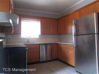 381 Leverington Ave, Philadelphia PA  19128-4740 exterior