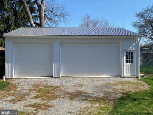 412 Washington Ave, Downingtown PA  19335-2708 exterior