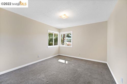 2915 Hermosa St, Pinole CA  94564-1511 exterior