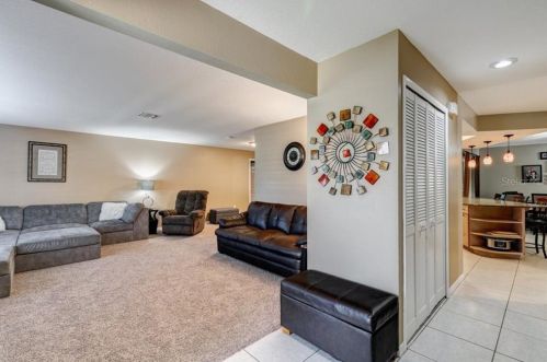 2252 Tamarron Ter, Palm Harbor, FL 34683-4939