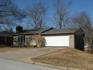 1605 Choctaw St, Harrison, AR 72601-3105