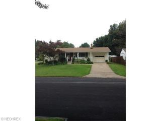 1219 Norwood Dr, Ashtabula, OH 44004-2361