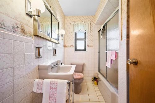 4301 Battle Rdg Rd, Mc Donald PA  15057-2598 exterior